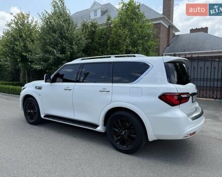 Білий Інфініті QX80, об'ємом двигуна 5.55 л та пробігом 117 тис. км за 30999 $, фото 2 на Automoto.ua
