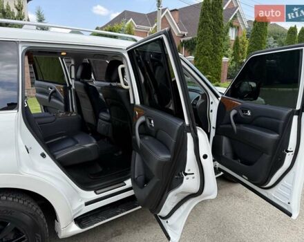 Білий Інфініті QX80, об'ємом двигуна 5.55 л та пробігом 117 тис. км за 30999 $, фото 29 на Automoto.ua