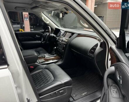 Белый Инфинити QX80, объемом двигателя 5.55 л и пробегом 57 тыс. км за 44000 $, фото 22 на Automoto.ua