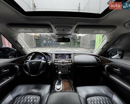 Белый Инфинити QX80, объемом двигателя 5.55 л и пробегом 57 тыс. км за 44000 $, фото 41 на Automoto.ua