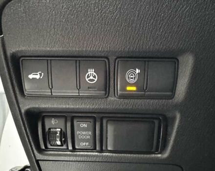 Белый Инфинити QX80, объемом двигателя 5.55 л и пробегом 57 тыс. км за 44000 $, фото 27 на Automoto.ua