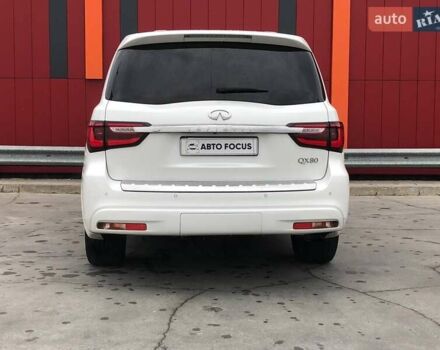 Білий Інфініті QX80, об'ємом двигуна 5.55 л та пробігом 112 тис. км за 41990 $, фото 6 на Automoto.ua