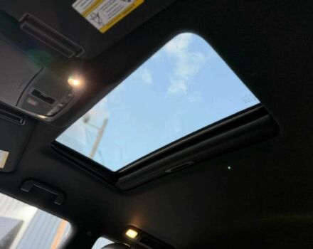 Белый Инфинити QX80, объемом двигателя 5.6 л и пробегом 42 тыс. км за 15000 $, фото 10 на Automoto.ua