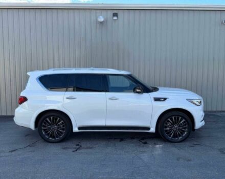Белый Инфинити QX80, объемом двигателя 5.6 л и пробегом 30 тыс. км за 15000 $, фото 3 на Automoto.ua
