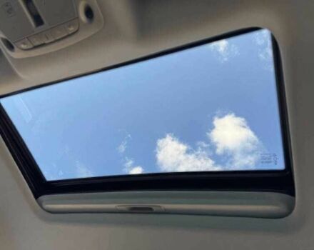 Білий Інфініті QX80, об'ємом двигуна 5.6 л та пробігом 45 тис. км за 15000 $, фото 9 на Automoto.ua