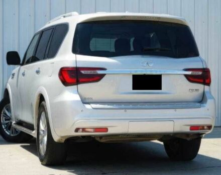 Білий Інфініті QX80, об'ємом двигуна 5.6 л та пробігом 45 тис. км за 15000 $, фото 7 на Automoto.ua