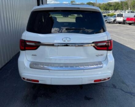 Белый Инфинити QX80, объемом двигателя 5.6 л и пробегом 30 тыс. км за 15000 $, фото 5 на Automoto.ua