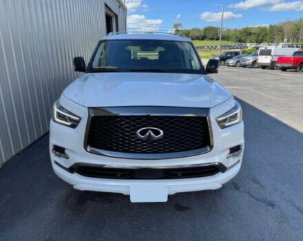 Белый Инфинити QX80, объемом двигателя 5.6 л и пробегом 30 тыс. км за 15000 $, фото 1 на Automoto.ua