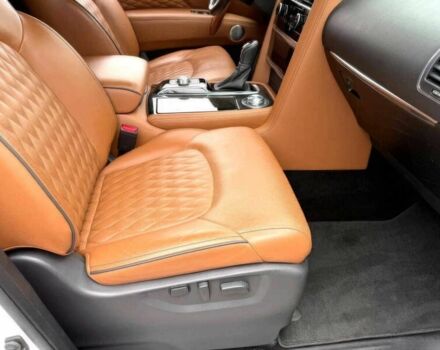 Білий Інфініті QX80, об'ємом двигуна 5.6 л та пробігом 25 тис. км за 39000 $, фото 7 на Automoto.ua