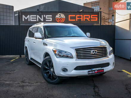 Белый Инфинити QX80, объемом двигателя 5.55 л и пробегом 81 тыс. км за 25000 $, фото 1 на Automoto.ua