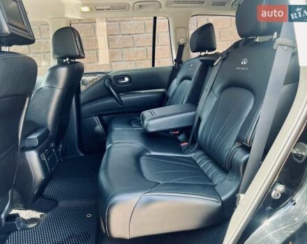 Черный Инфинити QX80, объемом двигателя 5.55 л и пробегом 165 тыс. км за 22000 $, фото 13 на Automoto.ua