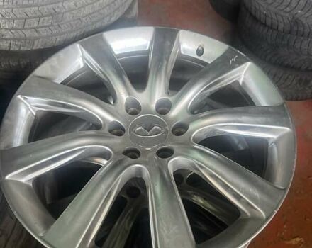 Черный Инфинити QX80, объемом двигателя 5.55 л и пробегом 165 тыс. км за 22000 $, фото 1 на Automoto.ua