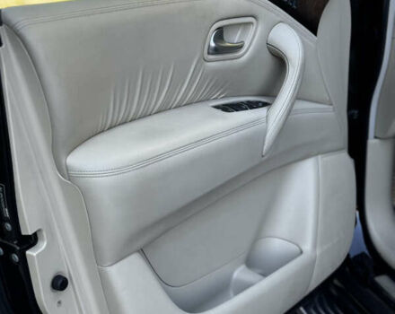 Черный Инфинити QX80, объемом двигателя 5.55 л и пробегом 298 тыс. км за 20700 $, фото 13 на Automoto.ua