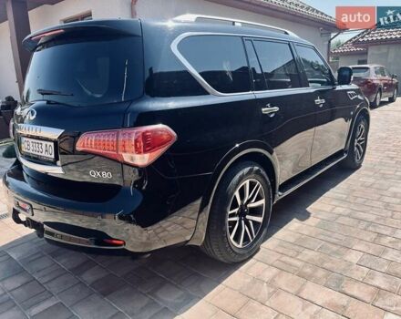 Черный Инфинити QX80, объемом двигателя 5.55 л и пробегом 165 тыс. км за 22000 $, фото 6 на Automoto.ua