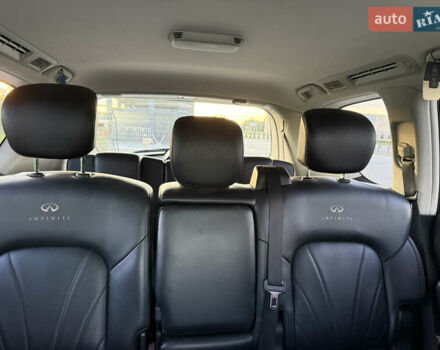 Черный Инфинити QX80, объемом двигателя 5.55 л и пробегом 330 тыс. км за 18000 $, фото 7 на Automoto.ua