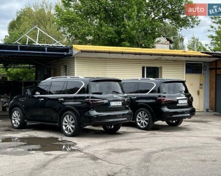 Черный Инфинити QX80, объемом двигателя 5.55 л и пробегом 198 тыс. км за 21999 $, фото 2 на Automoto.ua