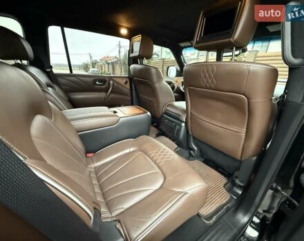 Чорний Інфініті QX80, об'ємом двигуна 5.55 л та пробігом 158 тис. км за 24500 $, фото 67 на Automoto.ua