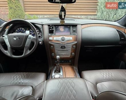 Чорний Інфініті QX80, об'ємом двигуна 5.55 л та пробігом 158 тис. км за 24500 $, фото 79 на Automoto.ua