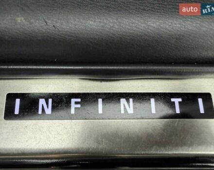 Чорний Інфініті QX80, об'ємом двигуна 5.55 л та пробігом 158 тис. км за 24500 $, фото 60 на Automoto.ua