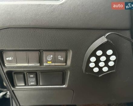 Чорний Інфініті QX80, об'ємом двигуна 5.55 л та пробігом 158 тис. км за 24500 $, фото 57 на Automoto.ua
