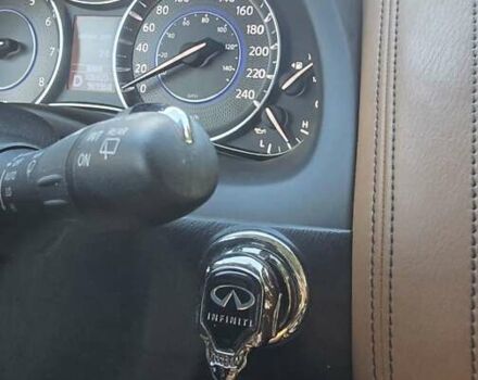 Черный Инфинити QX80, объемом двигателя 5.55 л и пробегом 107 тыс. км за 31500 $, фото 26 на Automoto.ua
