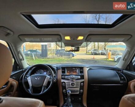 Чорний Інфініті QX80, об'ємом двигуна 5.55 л та пробігом 107 тис. км за 32300 $, фото 11 на Automoto.ua