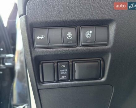 Чорний Інфініті QX80, об'ємом двигуна 5.55 л та пробігом 107 тис. км за 32300 $, фото 16 на Automoto.ua