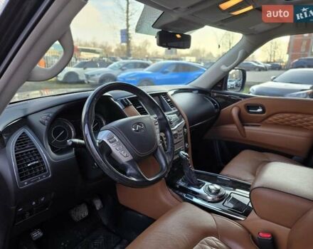 Чорний Інфініті QX80, об'ємом двигуна 5.55 л та пробігом 107 тис. км за 32300 $, фото 13 на Automoto.ua