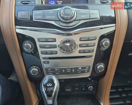 Чорний Інфініті QX80, об'ємом двигуна 5.55 л та пробігом 107 тис. км за 32300 $, фото 27 на Automoto.ua
