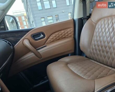 Чорний Інфініті QX80, об'ємом двигуна 5.55 л та пробігом 107 тис. км за 32300 $, фото 29 на Automoto.ua