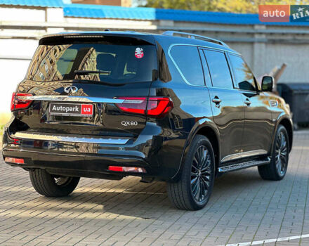 Черный Инфинити QX80, объемом двигателя 5.6 л и пробегом 95 тыс. км за 34490 $, фото 3 на Automoto.ua