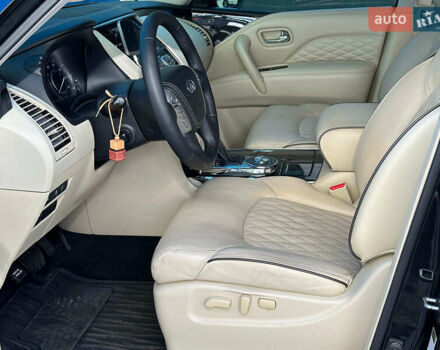 Черный Инфинити QX80, объемом двигателя 5.6 л и пробегом 95 тыс. км за 34490 $, фото 9 на Automoto.ua