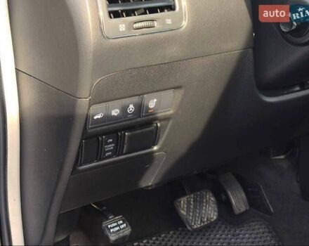 Черный Инфинити QX80, объемом двигателя 5.55 л и пробегом 62 тыс. км за 36800 $, фото 22 на Automoto.ua