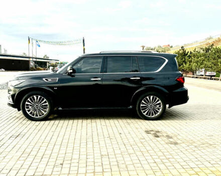 Черный Инфинити QX80, объемом двигателя 5.55 л и пробегом 58 тыс. км за 41000 $, фото 5 на Automoto.ua