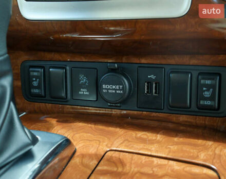 Черный Инфинити QX80, объемом двигателя 5.55 л и пробегом 32 тыс. км за 41500 $, фото 29 на Automoto.ua