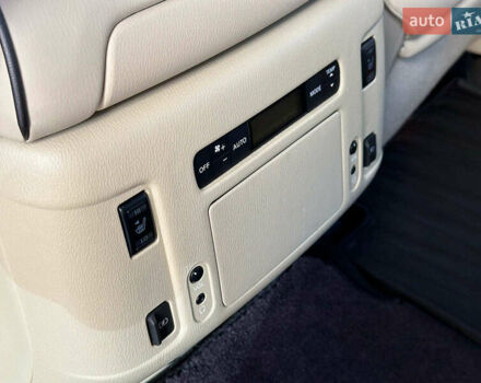 Черный Инфинити QX80, объемом двигателя 5.6 л и пробегом 95 тыс. км за 34490 $, фото 25 на Automoto.ua