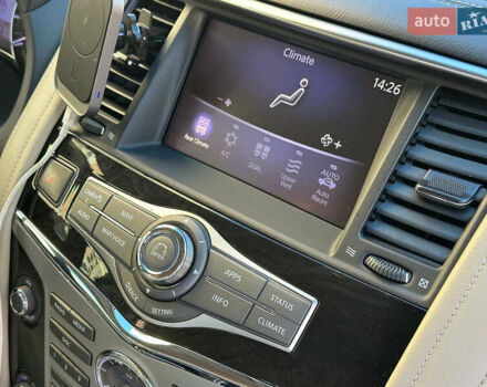 Черный Инфинити QX80, объемом двигателя 5.6 л и пробегом 95 тыс. км за 34490 $, фото 38 на Automoto.ua