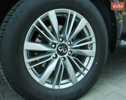 Черный Инфинити QX80, объемом двигателя 5.55 л и пробегом 32 тыс. км за 41500 $, фото 13 на Automoto.ua