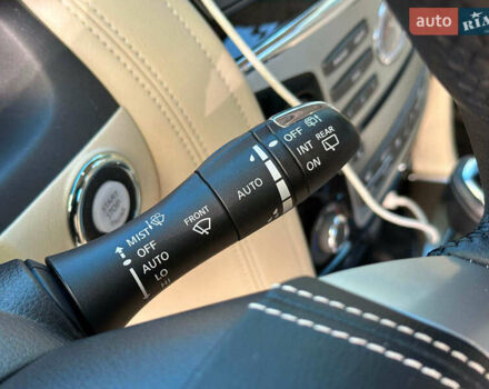 Черный Инфинити QX80, объемом двигателя 5.6 л и пробегом 95 тыс. км за 34490 $, фото 19 на Automoto.ua