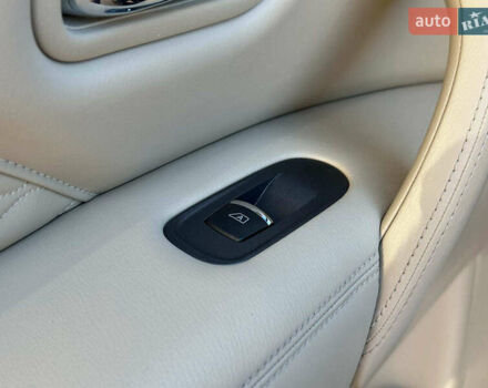 Черный Инфинити QX80, объемом двигателя 5.6 л и пробегом 95 тыс. км за 34490 $, фото 23 на Automoto.ua