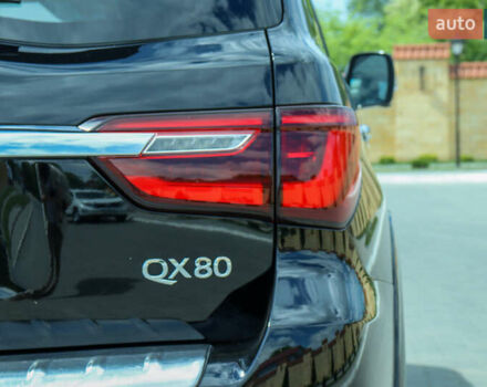 Черный Инфинити QX80, объемом двигателя 5.55 л и пробегом 32 тыс. км за 41500 $, фото 6 на Automoto.ua