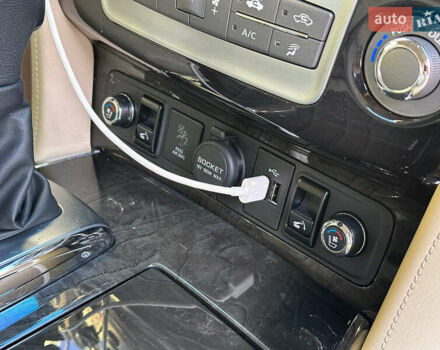 Черный Инфинити QX80, объемом двигателя 5.6 л и пробегом 95 тыс. км за 34490 $, фото 36 на Automoto.ua