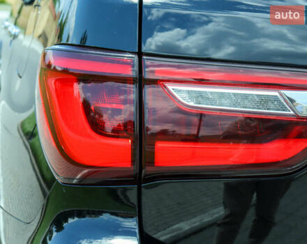 Черный Инфинити QX80, объемом двигателя 5.55 л и пробегом 32 тыс. км за 41500 $, фото 7 на Automoto.ua