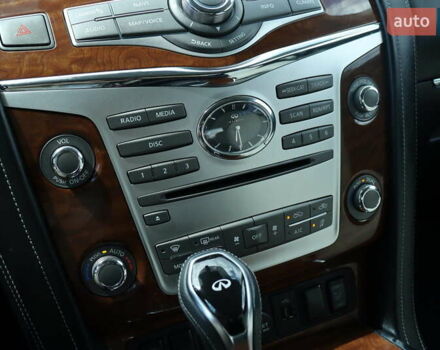 Черный Инфинити QX80, объемом двигателя 5.55 л и пробегом 32 тыс. км за 41500 $, фото 30 на Automoto.ua