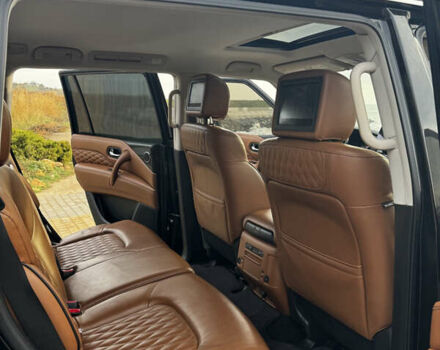 Черный Инфинити QX80, объемом двигателя 5.55 л и пробегом 58 тыс. км за 41000 $, фото 10 на Automoto.ua