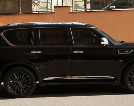 Черный Инфинити QX80, объемом двигателя 5.55 л и пробегом 95 тыс. км за 35000 $, фото 7 на Automoto.ua