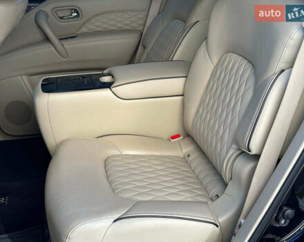 Черный Инфинити QX80, объемом двигателя 5.6 л и пробегом 95 тыс. км за 34490 $, фото 26 на Automoto.ua