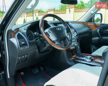 Черный Инфинити QX80, объемом двигателя 5.55 л и пробегом 32 тыс. км за 41500 $, фото 20 на Automoto.ua