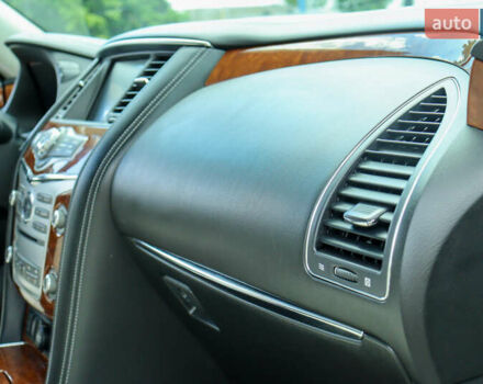 Черный Инфинити QX80, объемом двигателя 5.55 л и пробегом 32 тыс. км за 41500 $, фото 34 на Automoto.ua