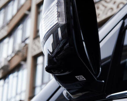 Черный Инфинити QX80, объемом двигателя 5.55 л и пробегом 15 тыс. км за 45000 $, фото 17 на Automoto.ua